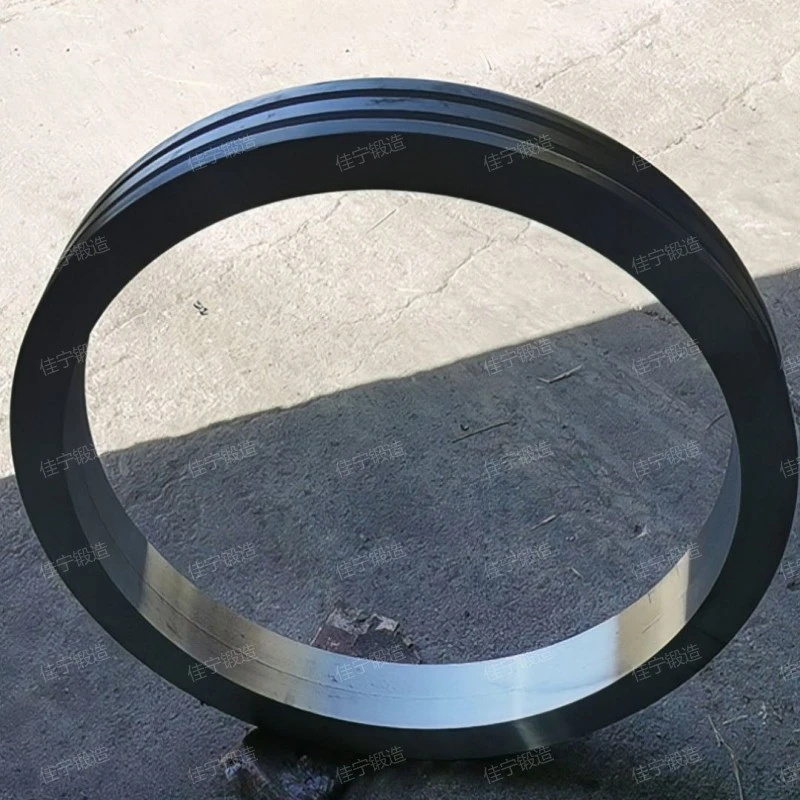 What is a Mold steel forgings? Introduction to the advantages, characteristics, and principles of the forging