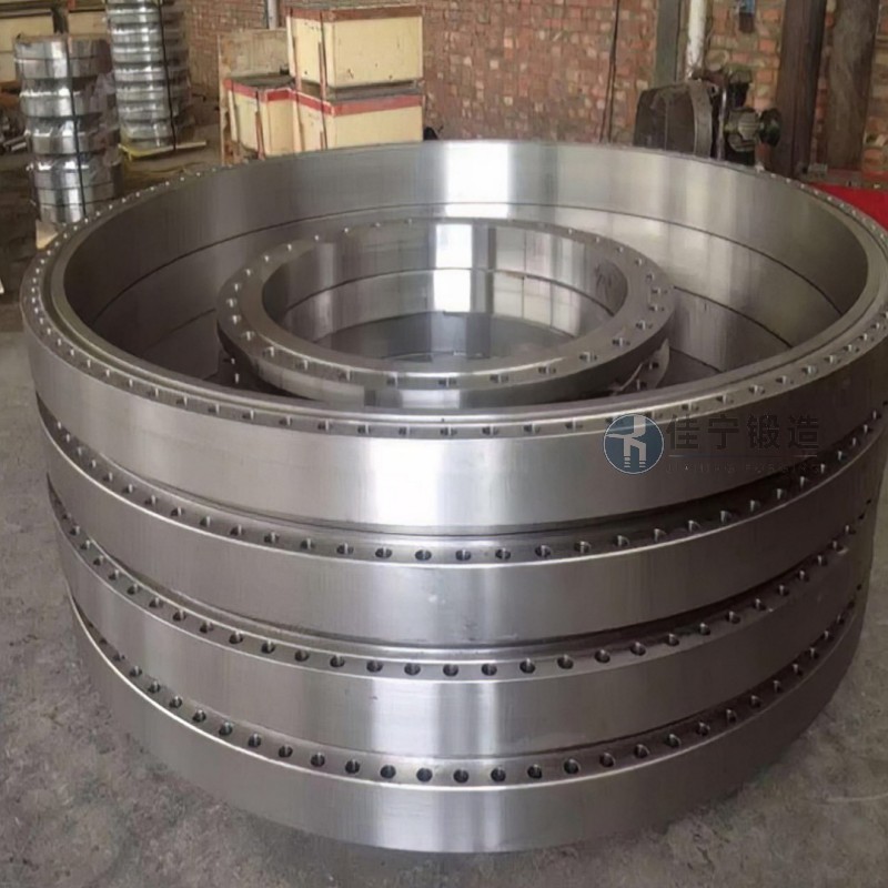 Container flange